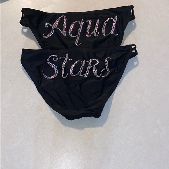 swim suit bottoms - Picture 1 of 1